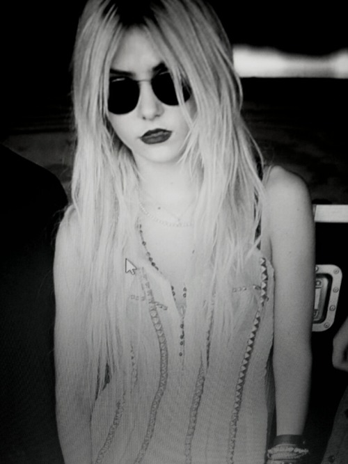 f-i-l-o-s-o-f-o-u:  a-n-t-i-b-i-o-t-i-c:  .  Taylor 