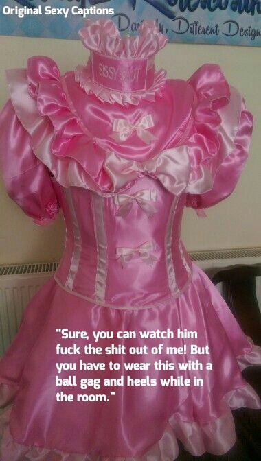 sissynappies81: bebesissy46130:je veux la meme i have worn a different pretty pink sissy baby dress 