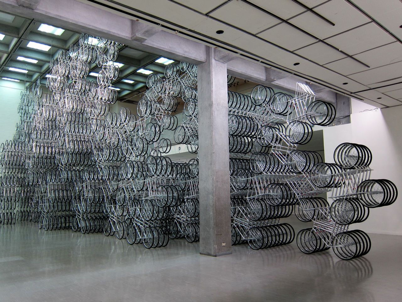 actegratuit:  Forever Bicycles, 2003 (W il giro d’Italia!) Ai Weiwei 