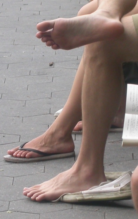 feetboys:  fromhead2toes:  Average guys with beautiful feet 3  Wow! What lovely feet… 