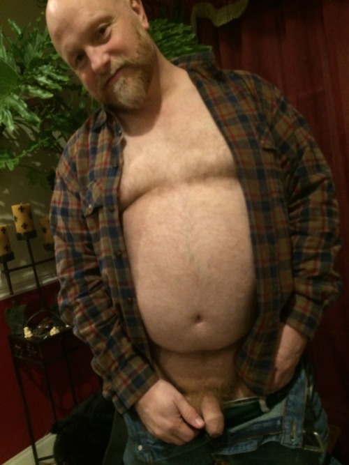 scbears-net:  Just felt like taking some pictures … hope you like them!  Fuck yeah