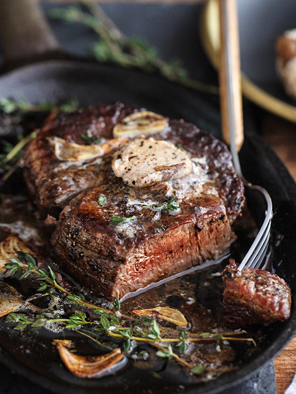 gastrogirl:
“ filet mignon with porcini mushroom compound butter.
”
Midway through Lent, and THIS lands on my dashboard.