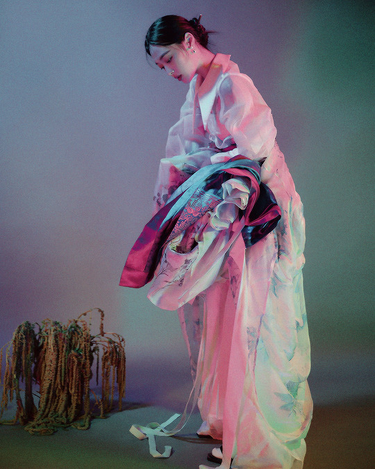 sefuns: Sulli ♡ ‘W Korea’ Magazine 2018 October Issue “A New Chapter”