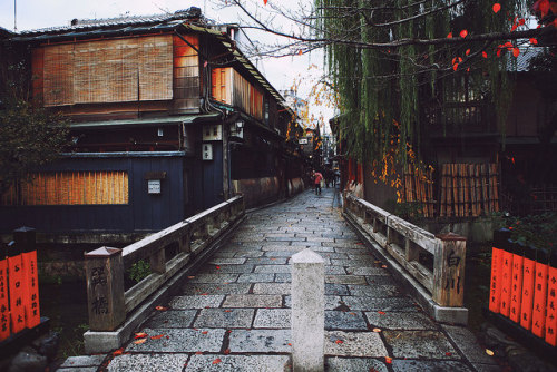 祇園-白川巽橋 by 歲月之歌 on Flickr.