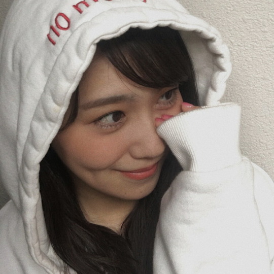 aksnicons-48:  Kojima mako icons ↷ . . fᥲv ꪮr rᥱblꪮg if yꪮu sᥲvᥱ!Espero que gostem. 💌