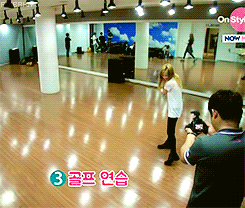 fuibaka:  How to use the selfie pod like Taeyeon 