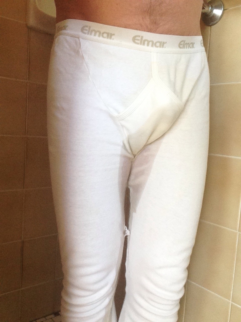 sabound2bfun:  Leaking Long Johns  Sexy!