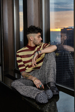 ohthentic:  keepingupwithzayn:  Zayn for ELLE India — February issue  Oh 