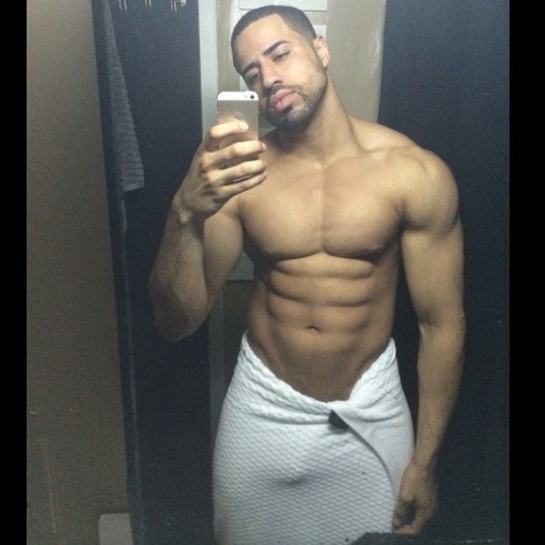 panarriqueno:  My sexy bae  Gorgeous