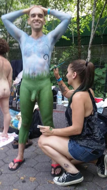 gay-pegasus:  http://gay-pegasus.tumblr.com/ Body Painting 