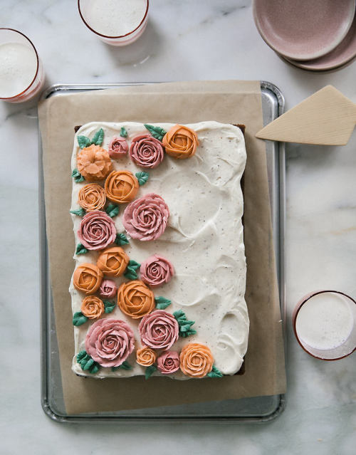 sweetoothgirl: CARROT SHEET CAKE WITH BUTTERCREAM FLOWERS AND BROWN BUTTER CREAM CHEESE FROSTING
