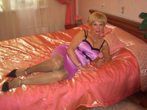 womenofacertianage: Women of a certain age!!