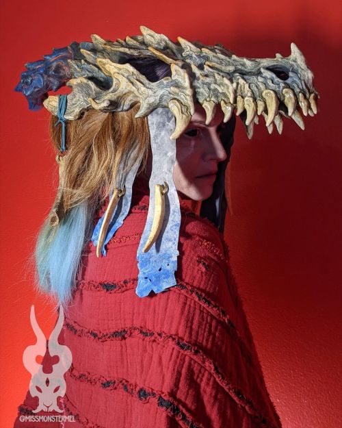 Bone dragon headdress is finished! This piece will be available in the shop thisFriday at 2pm PST. I