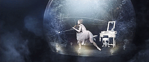 Porn photo the-quantum-enigma:  Lindsey Stirling ft.