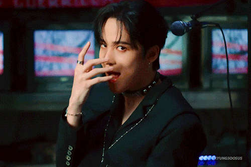 ATEEZ () Guerrilla MV