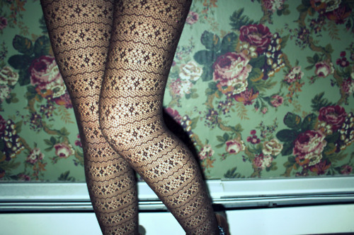 hippiesispunkz: ☮