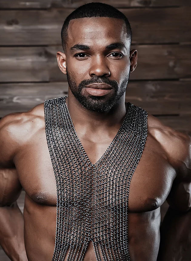 ohthentic:  dominicanblackboy:Sexxxy gorgeous Naked muscle body dancer Yordan Rodriguez!!!!!!!;;;;;;Oh