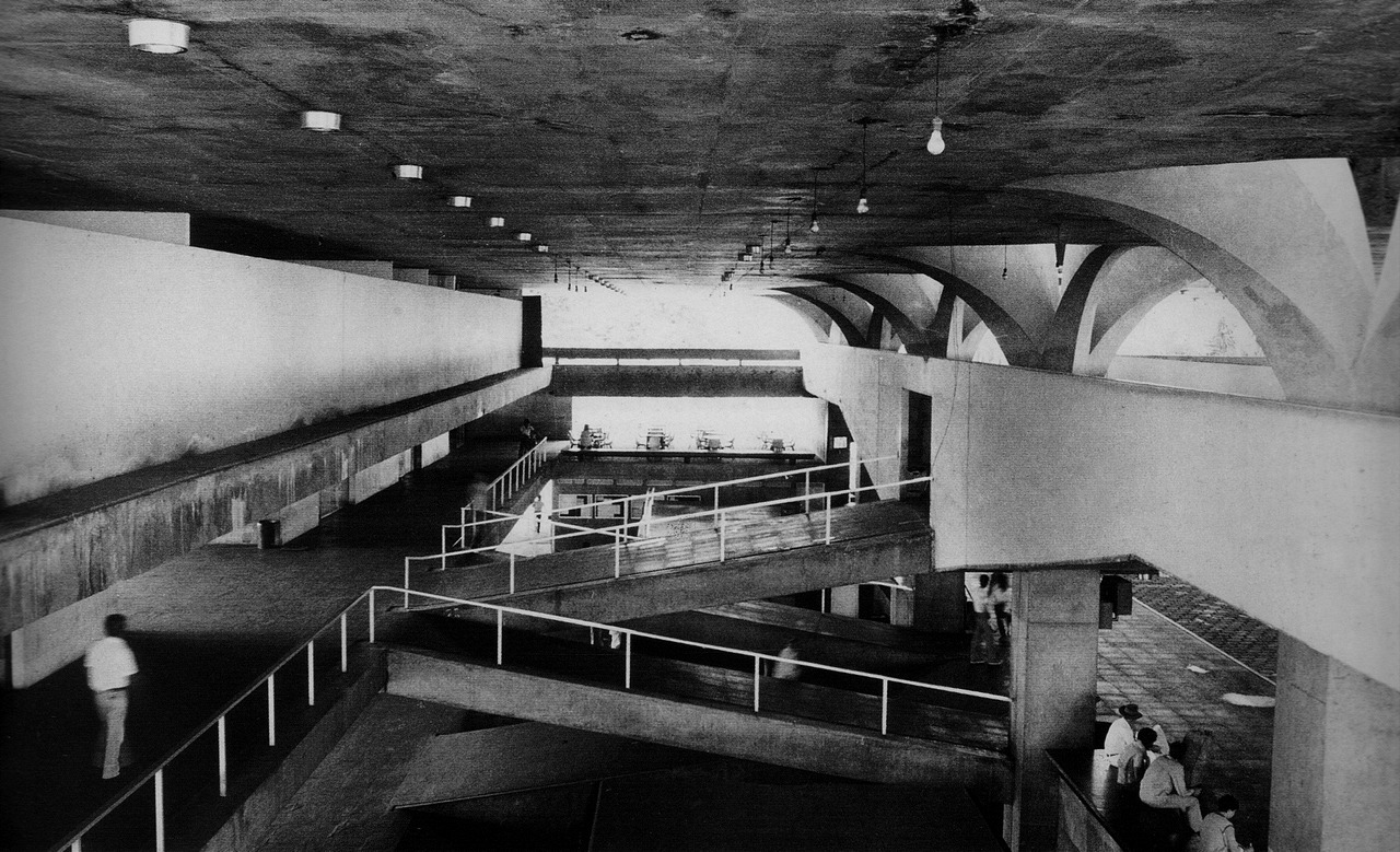 wherearchitectureisfun:    Rodoviária de Jaú Joao Batista Vilanova Artigas | Jaú