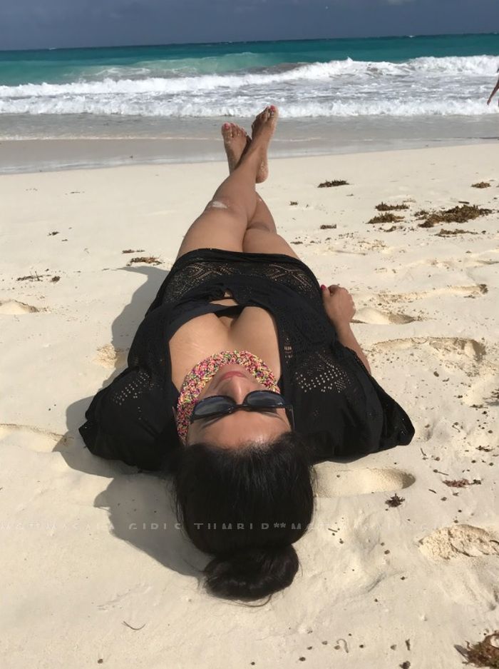 hottiedesiwife:  masalagirls: I think sometimes saree does not do justice to some