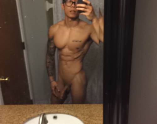 straightdudesnudes:  First Asian stud ftw! Welcome Thomas. 😍 