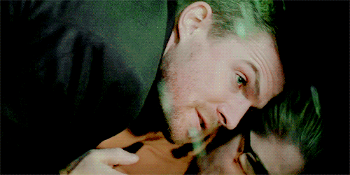 felicitys:#he’s protecting her with his life because he’d rather die than let anything happen to her