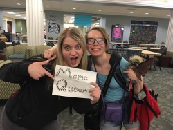 usagiwaffles:@kyleehenke is the special guest at BerryCon and I got to spend a lot of the day with her because I got to pick her up from the airport and get her on campus! I used the “Meme Queen” sign to pick her up
