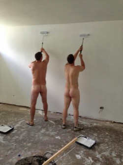 Joey-Blue:  Bucknakedmen:  Nooddood:  Work Nood.  Workin’ Buck Naked  I Love This!