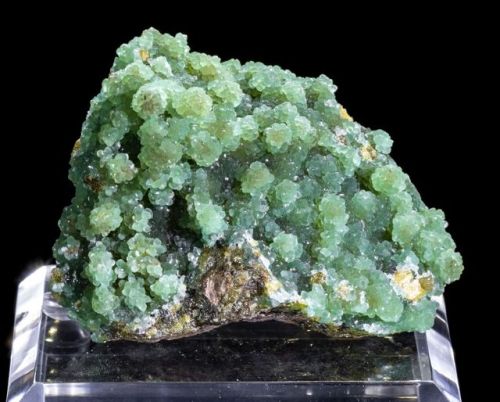 Cuprian Smithsonite with Mimetite - Tsumeb Mine, Tsumeb, Namibia  