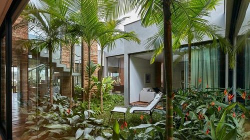 fleurjardin:Valley House II by David Guerra // Nova Lima, Minas Gerais, Brazil