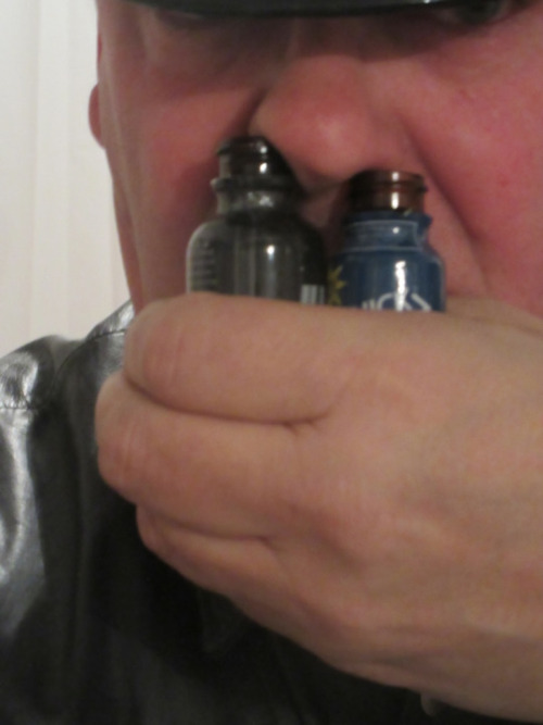 double sniff… yeah monkey