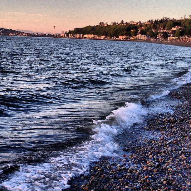 fixeduponit:  If you look closely you might spy the space needle. #seattle #alkibeach