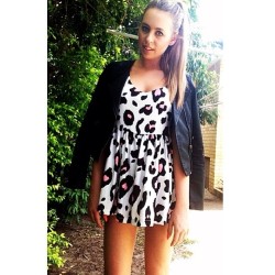 saboskirt:  Shop our new leopard print playsuit, exclusive to David Jones - amazing customer photograph by @yanaleigh - not available on our online store sorry! @davidjonesstore