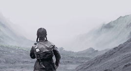 ginnyeweasley:What is it they’ve sent us? Hope.