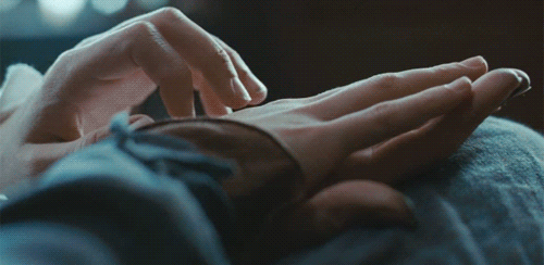 unuttumsayolurmu:  eternitytoreachtheageof:  -  ** 