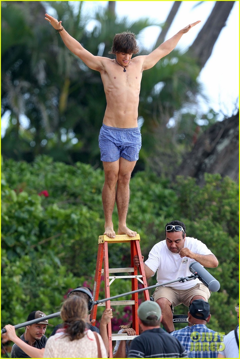 boysguysandmen101:  old but gold, brenton thwaites 2 