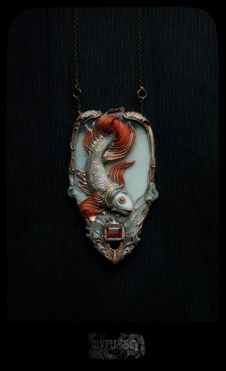 Russian jewellery artist Valeria Myrusso