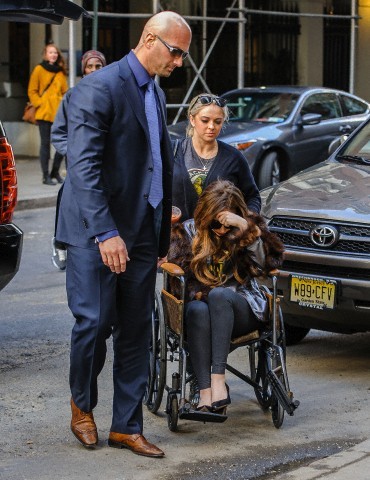 gagaroyale:  Gaga spotted today in NYC. 