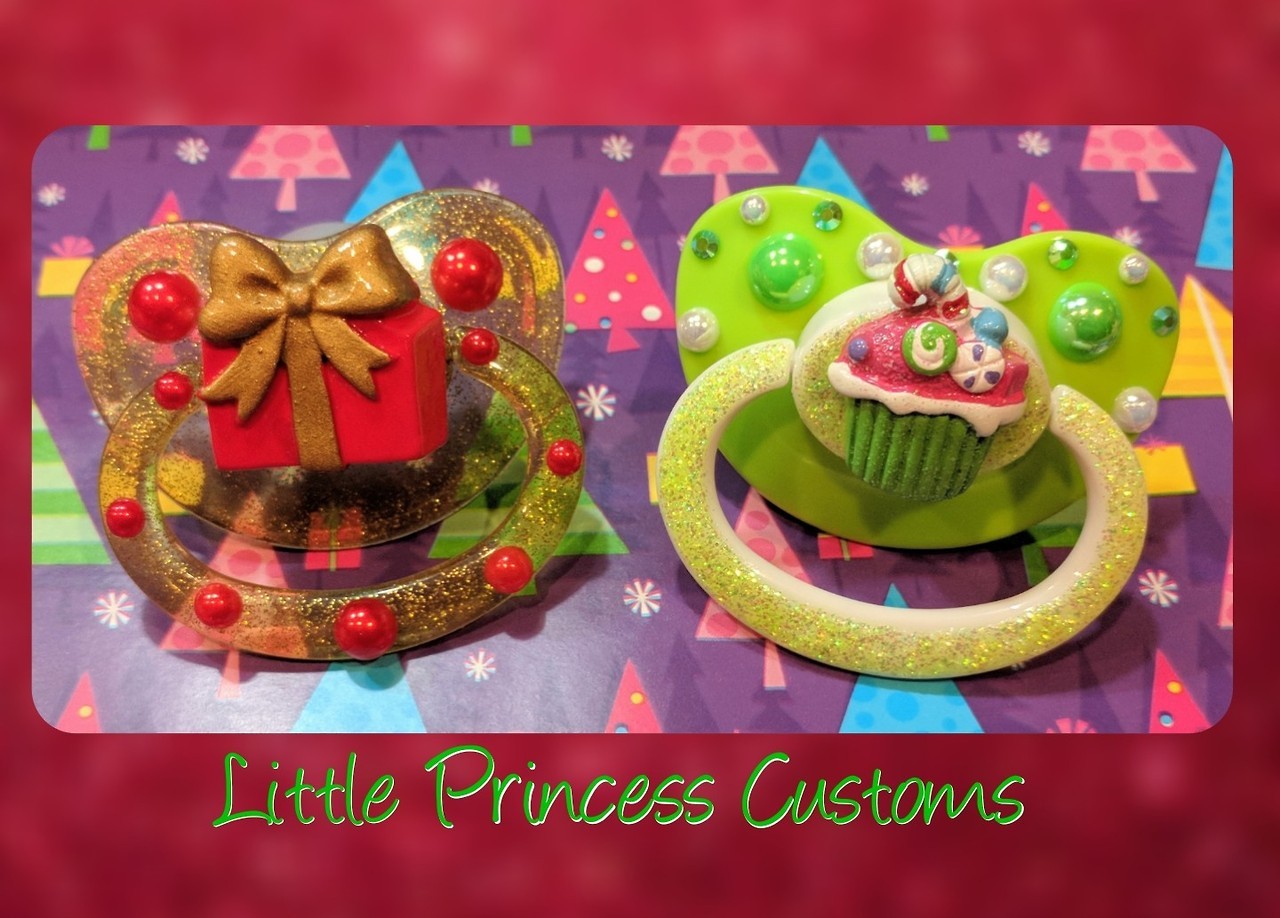 littleprincesscustoms:  littleprincesscustoms:  littleprincesscustoms:  17 Holiday