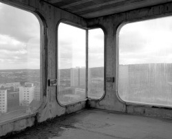 new-brutalism:   Trinity Centre 6, Gateshead, Rodney Gordon for Owen Luder Partnership, 1962-1967   Photo: Simon Phipps     