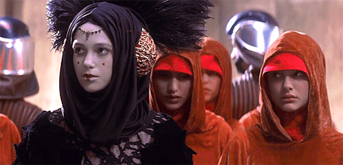 organasoloskywalker:Queen’s Shadow 6/???“‘We’?” Padmé said, her heart in her mouth.“Of course we,” S