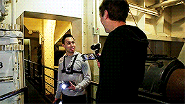 buzzfeedunsolvedgifs:ryan &amp; shane + height difference↳ requested by anonymous