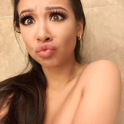 Source : sexyinstush.tumblr.com/ Instagram Name: dannieriel