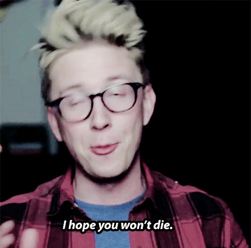 peace-out-little-munchkins:x - when there’s a new tyleroakley video