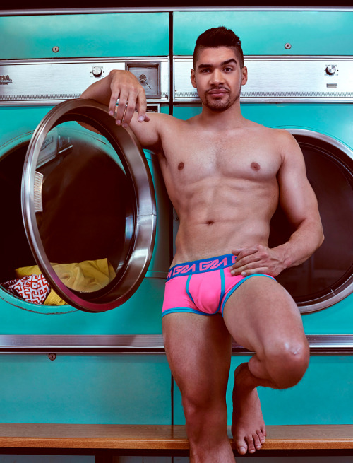 lamarworld:  Louis Smith ass & bulge 