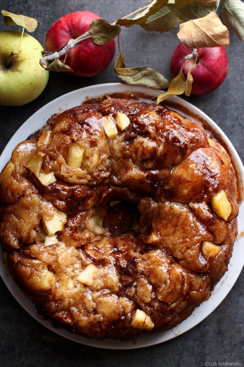 sweetoothgirl:  APPLE FRITTER MONKEY BREAD porn pictures