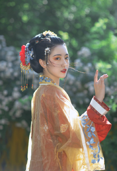 chinese hanfu by 孙淼淼_淼淼淼淼