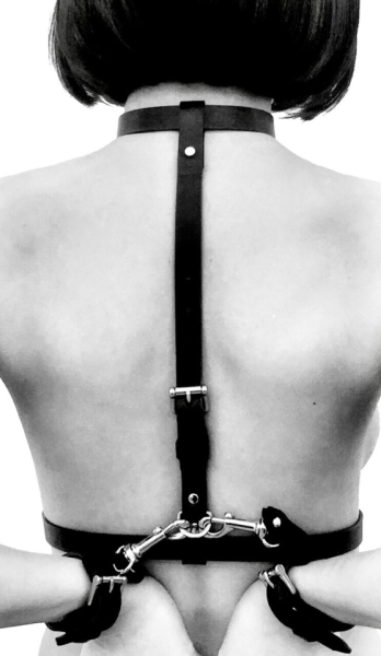 black-white-and-leather: