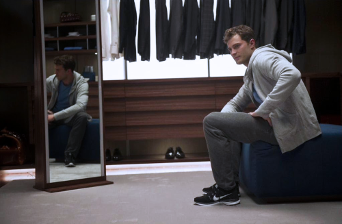 jamie-dornan:  29 new stills from Fifty Shades added: X 