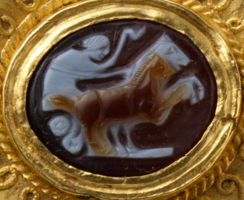 via-appia: Disk Brooch with Cameo Langobardic and Roman: ca. 600 (mount 100–300 (cameo)