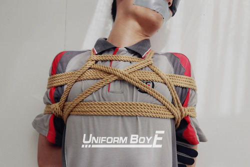 uniformboy-e:快遞員小E奇遇記 -Adventures of  courier boy E. -宅配便の少年Eの冒険を送る。 ★下載PDF觀看全集25圖 -Download PDF to 